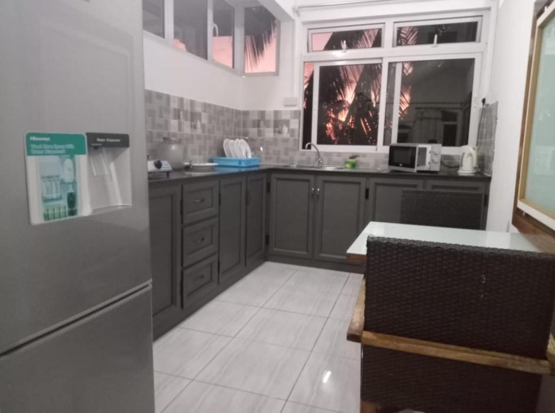 Cheerful 1 Bed Vacation Home With Tours & Facilities La Gaulette Exterior foto